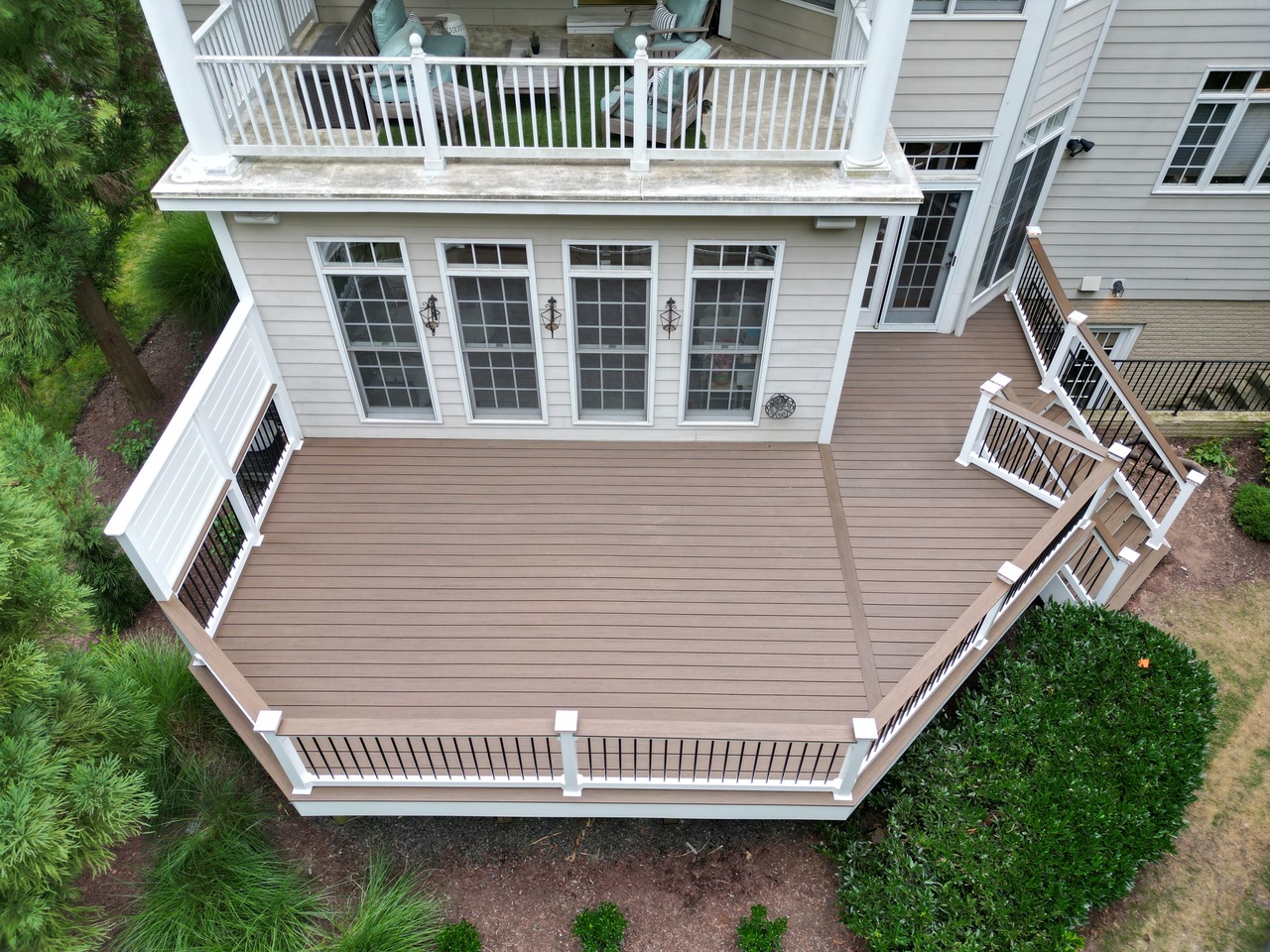 Resurfaced Deck with Stylish TimberTech Decking Boards