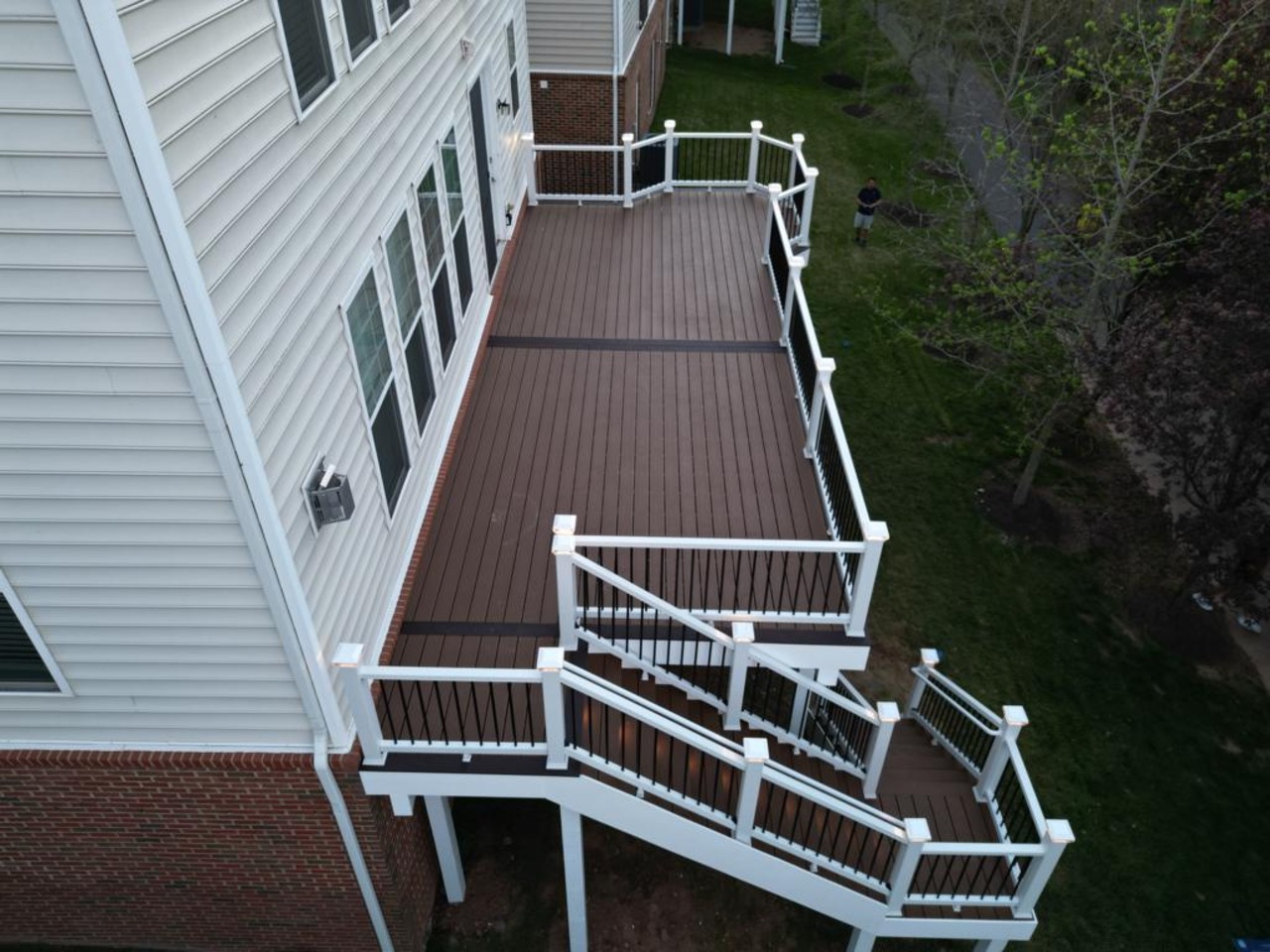 Custom Deck with Picture Frame Border